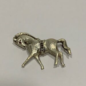 Sterling Silver Horse Brooch pin Jewel Accents Stamped 925 Weight 12 grams
